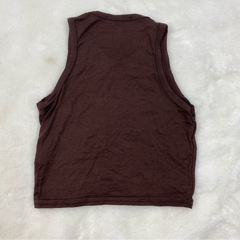 NWT Pretty Little Thing Brown Sleeveless Crop Top - Picture 8 of 8
